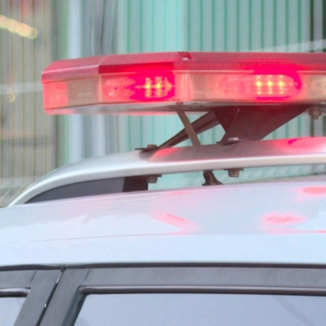 Sujeto Detenido por Presuntamente Golpear y Amenazar con un Arma a su Esposa en Hermosillo