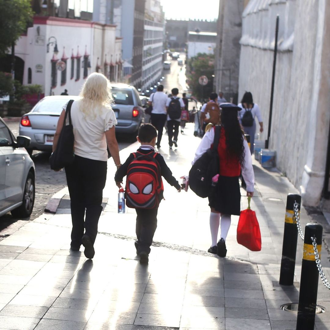 Suspenden clases