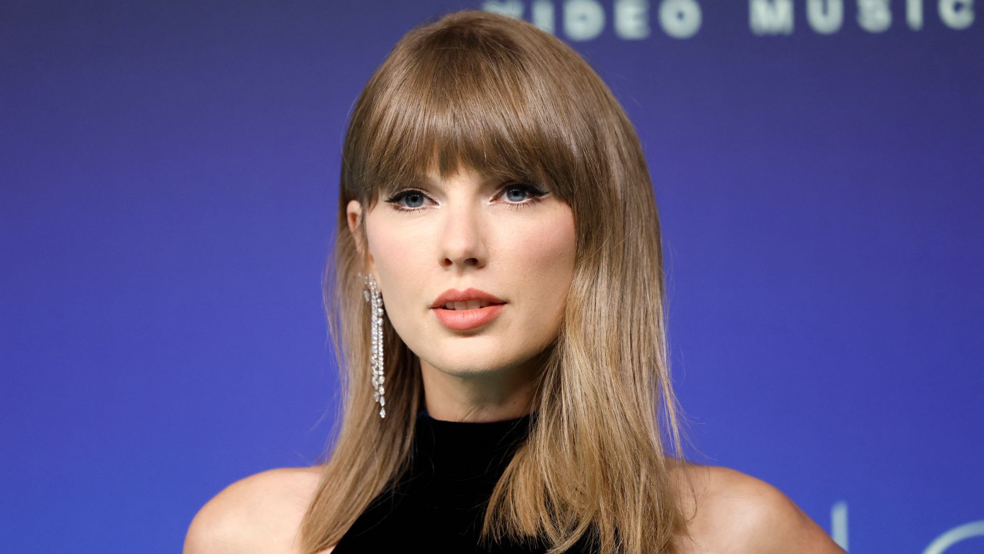 Taylor Swift Hace Historia en los VMA y Dedica el Premio a Dolly Parton ...