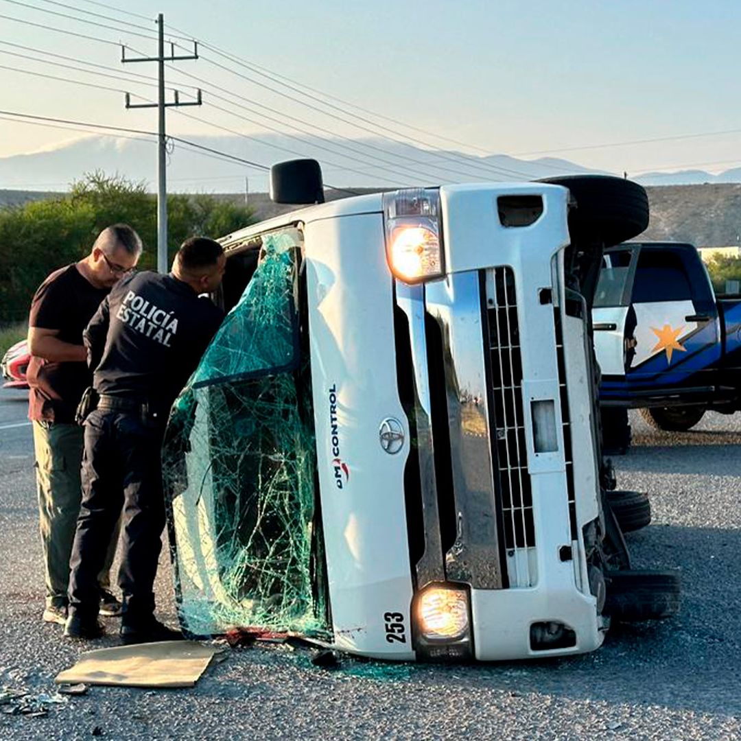 Los 14 trabajadores que eran transportados, regresan a su respectivos domicilios al momento del accidente