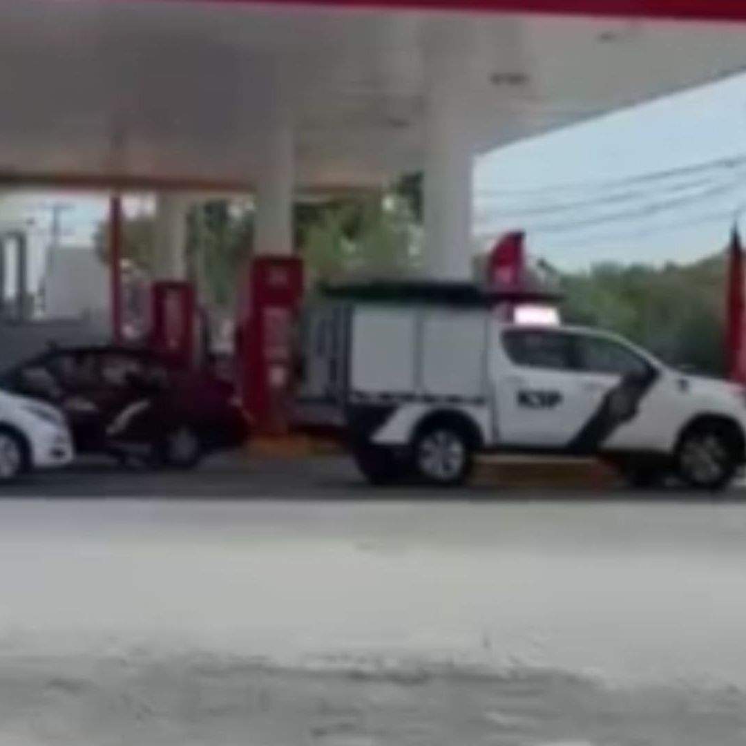 Hallazgo de Manchas de Sangre Desata Investigación en Gasolinera de San Nicolás
