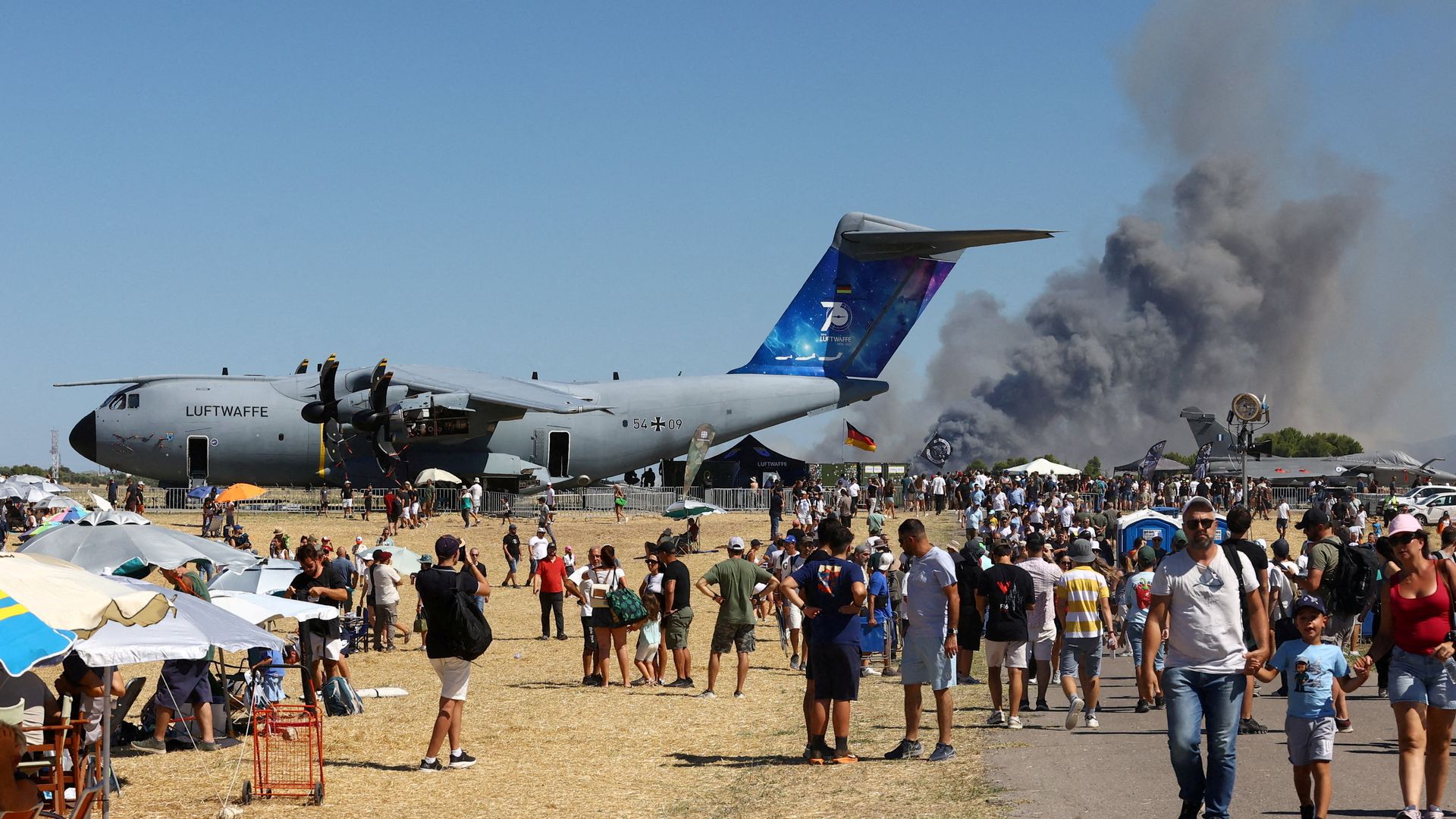 Mueren 2 Pilotos en Accidente Durante Exhibición Aérea en Grecia