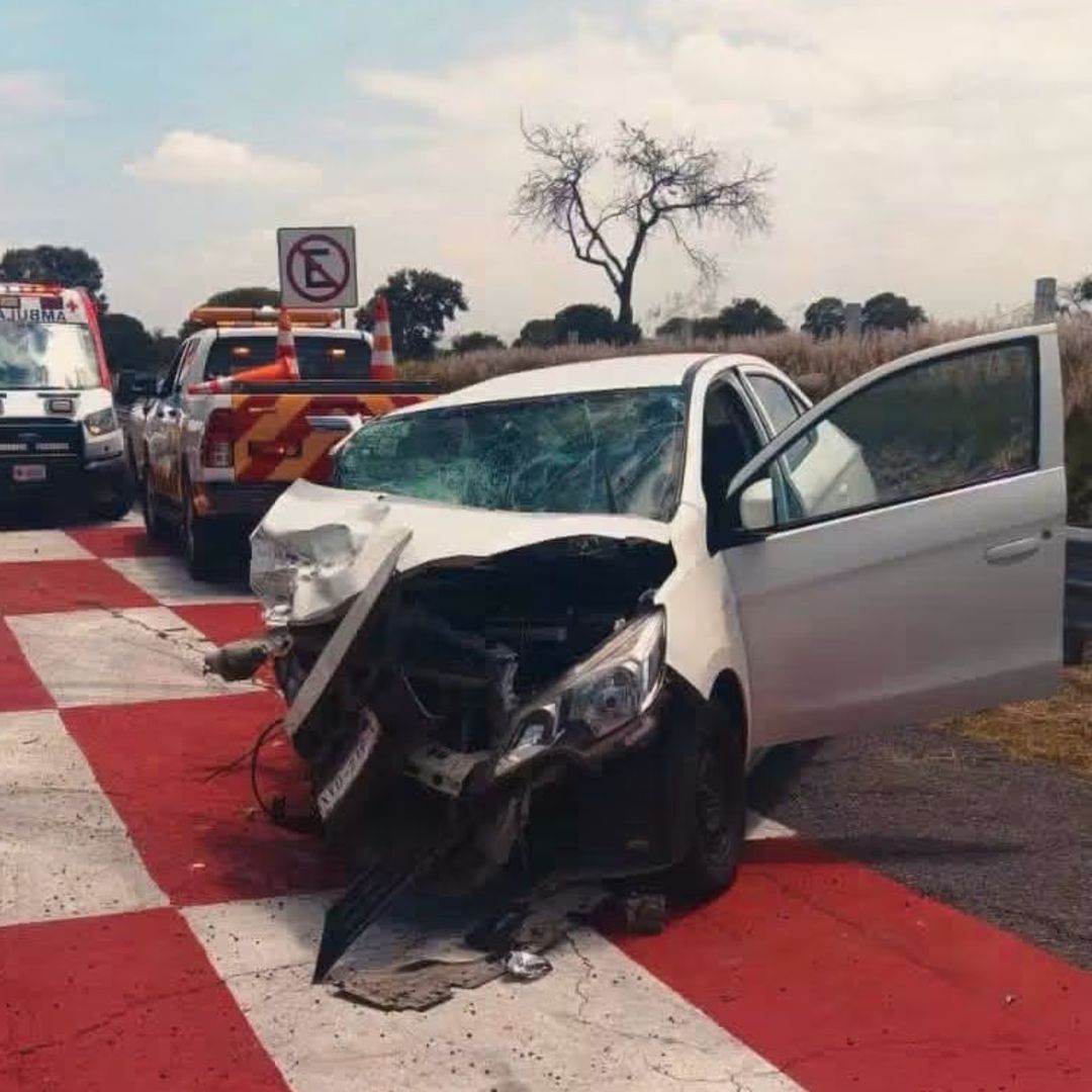 Tres vehículos protagonizaron el accidente este lunes.