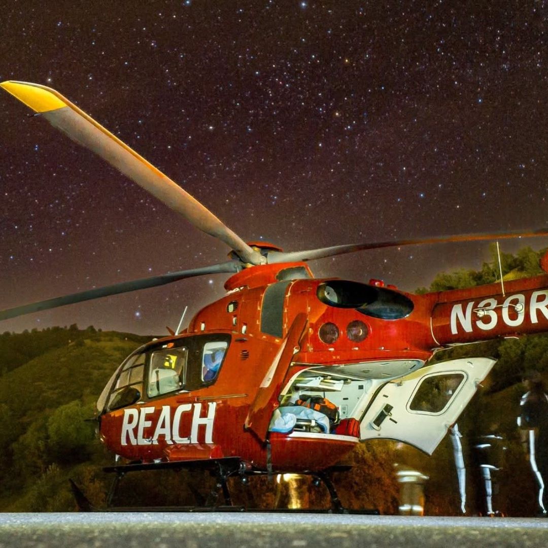 La ambulancia aérea era propiedad de una empresa especializada que tiene su sede en  Sacramento, California.