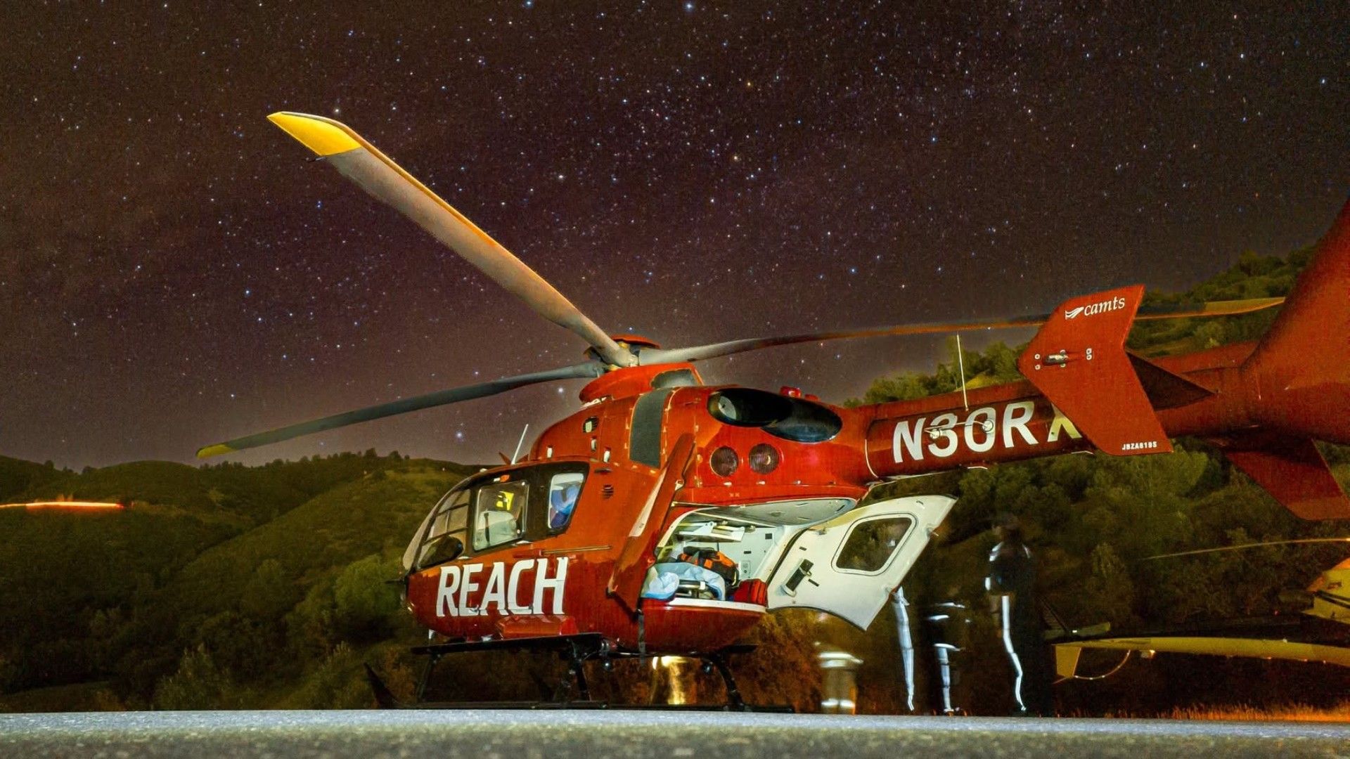 Buscan a Mexicana Desaparecida Tras Accidente de la Ambulancia Aérea que la Transportaba