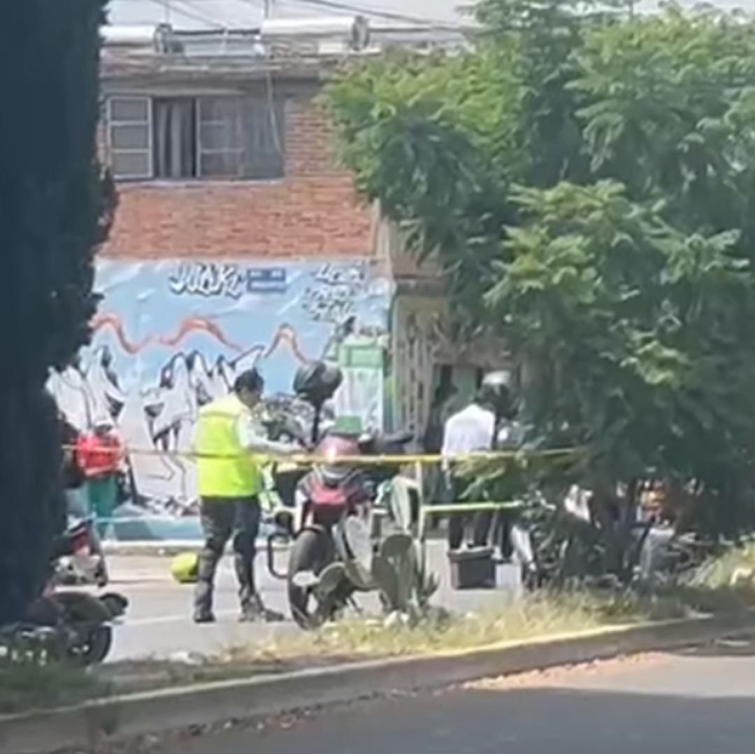 Accidente entre motociclistas en la Col. Loma Linda, Puebla.