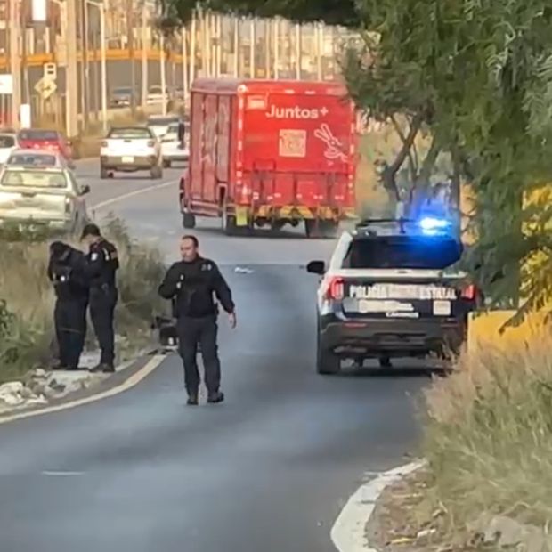 Motociclista fallece en accidente sobre el Periférico Ecológico de Puebla.