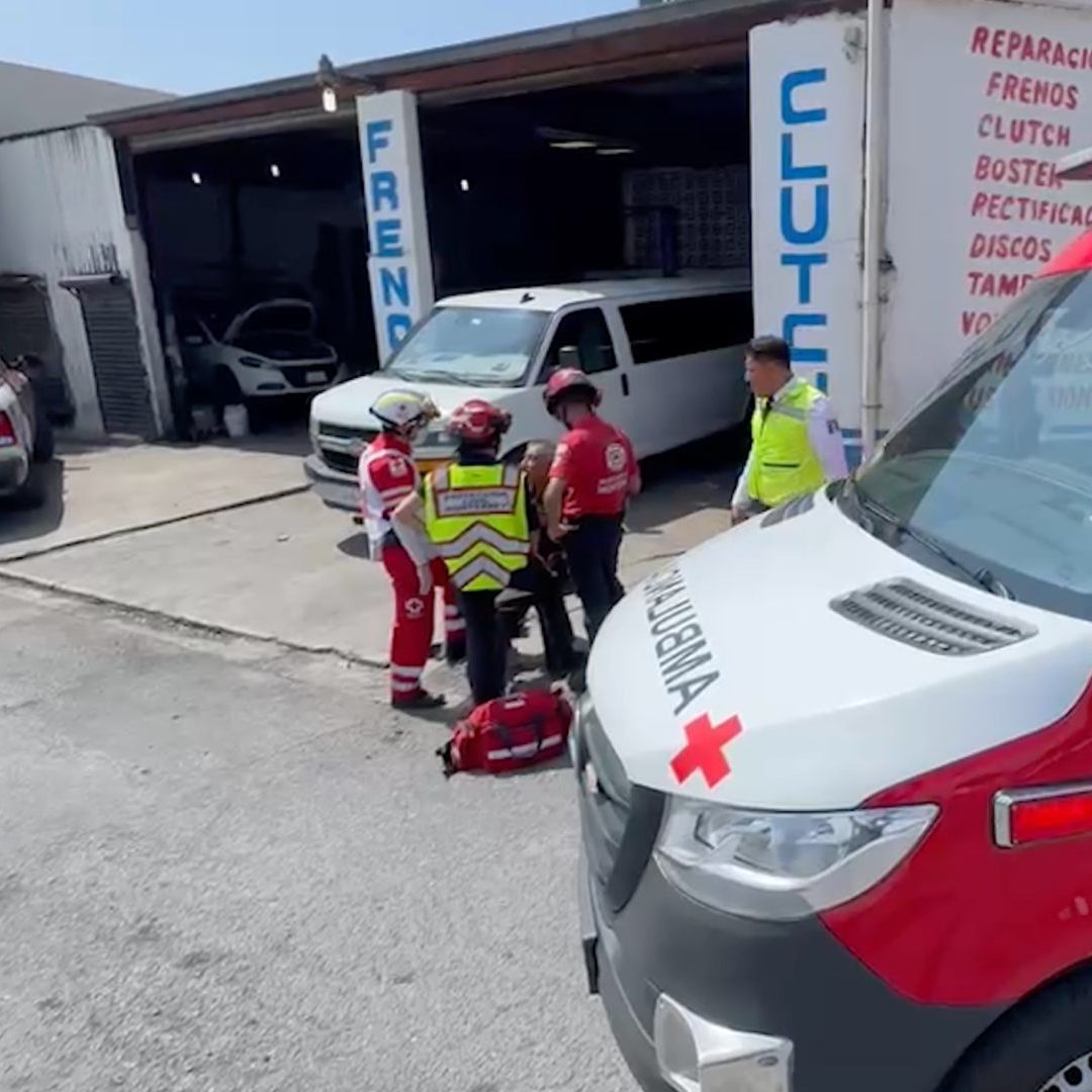 Adulto mayor atropellado en Monterrey