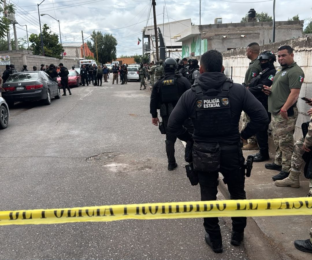 Elementos de la policía acudieron al lugar de los hechos