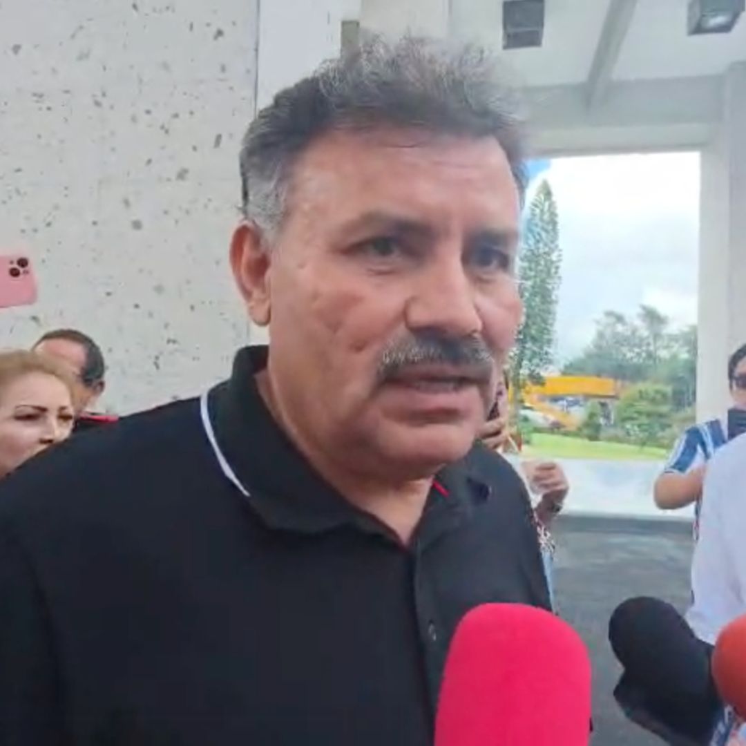 El alcalde Bertín Bravo niega las acusaciones de desaparición forzada en su contra.