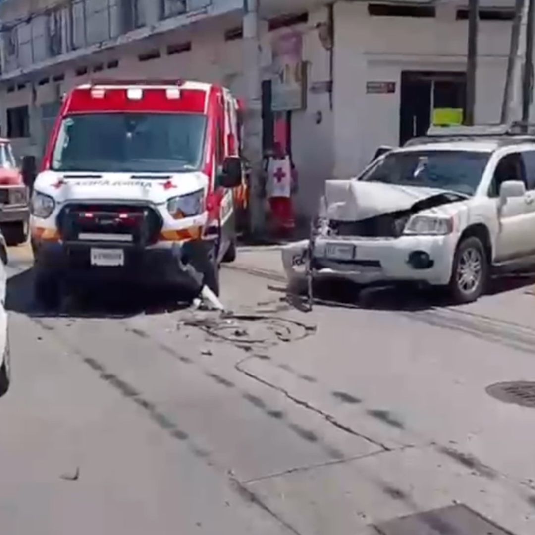 La ambulancia circulaba con los códigos activados cuando ocurrió el impacto en la zona centro de Córdoba