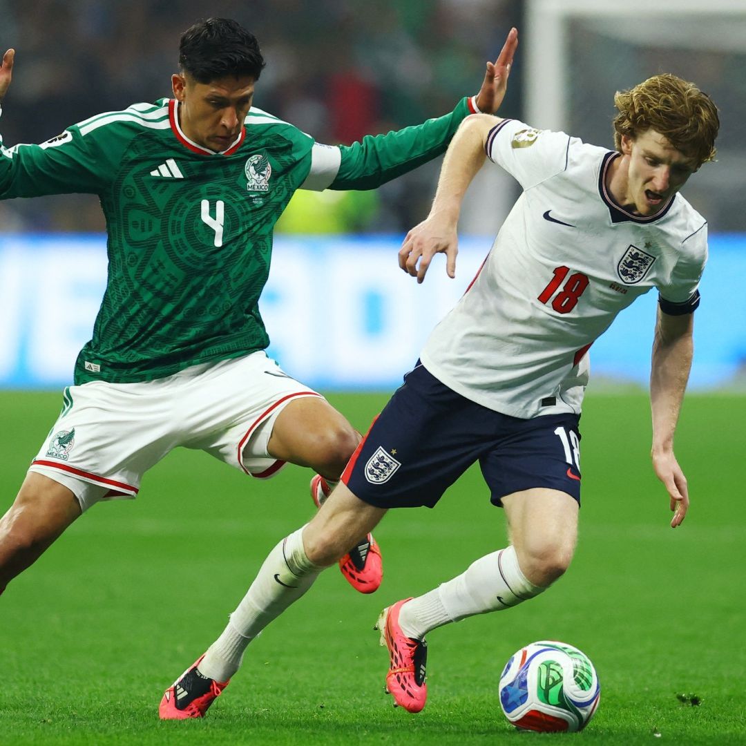 Anthony Gordon fue decisivo en el duelo ante México durante el Mundial 2026 e incluso generó el penal que marcó la diferencia a favor de Inglaterra.