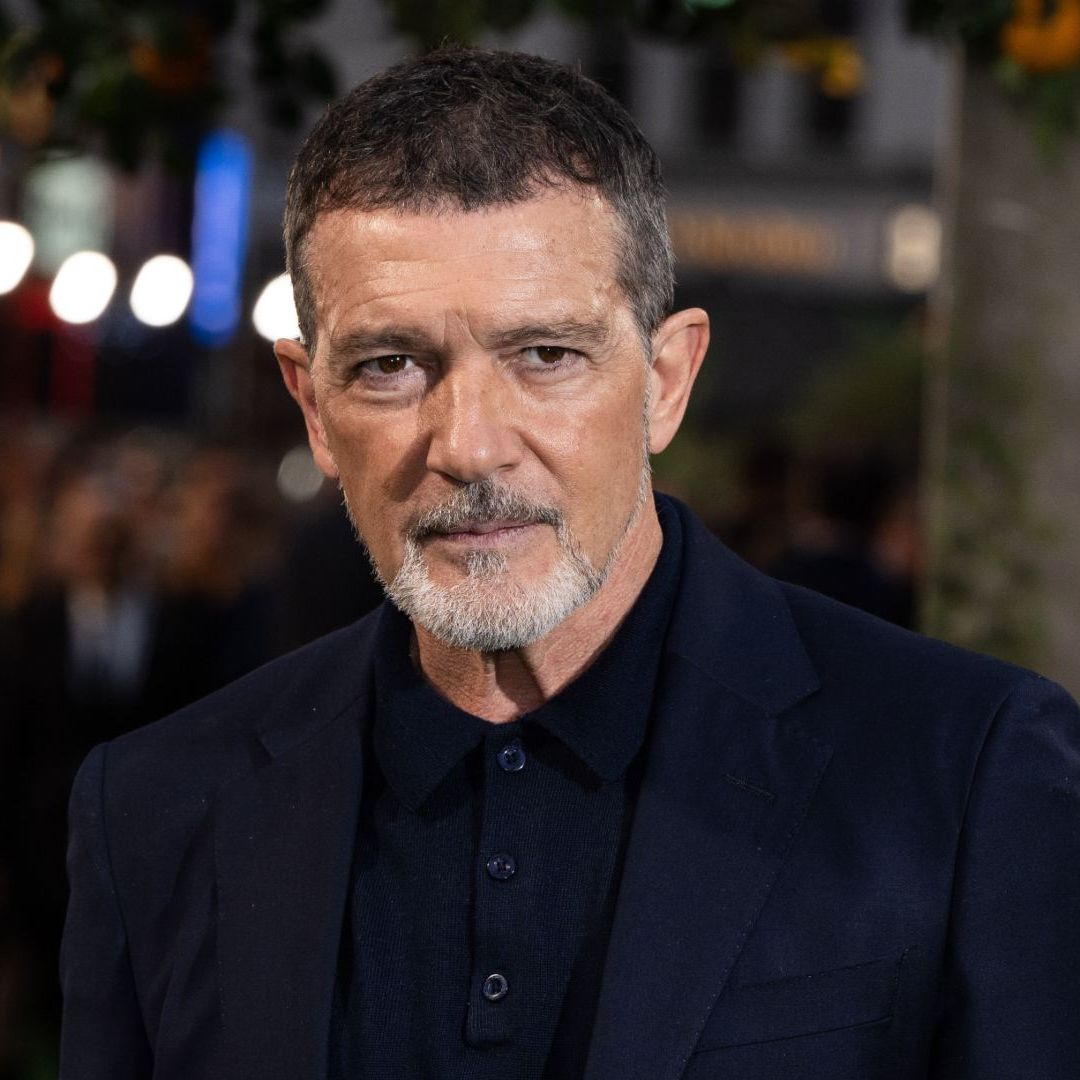 El actor Antonio Banderas sorprendió a sus fans al compartir un emotivo reencuentro con su exesposa Melanie Griffith en Los Ángeles.