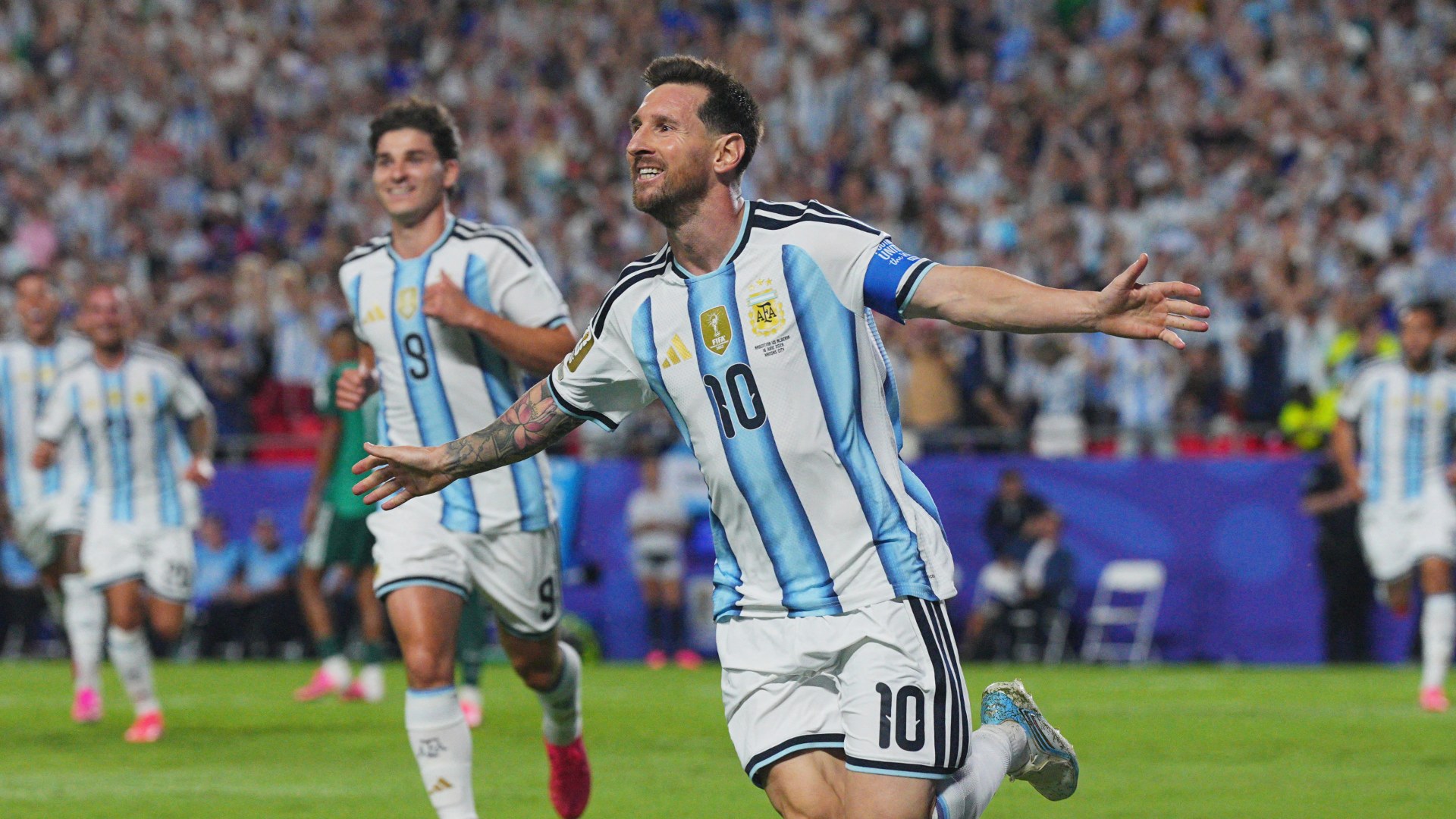 Lionel Messi durante el partido de Argentina vs Argelia