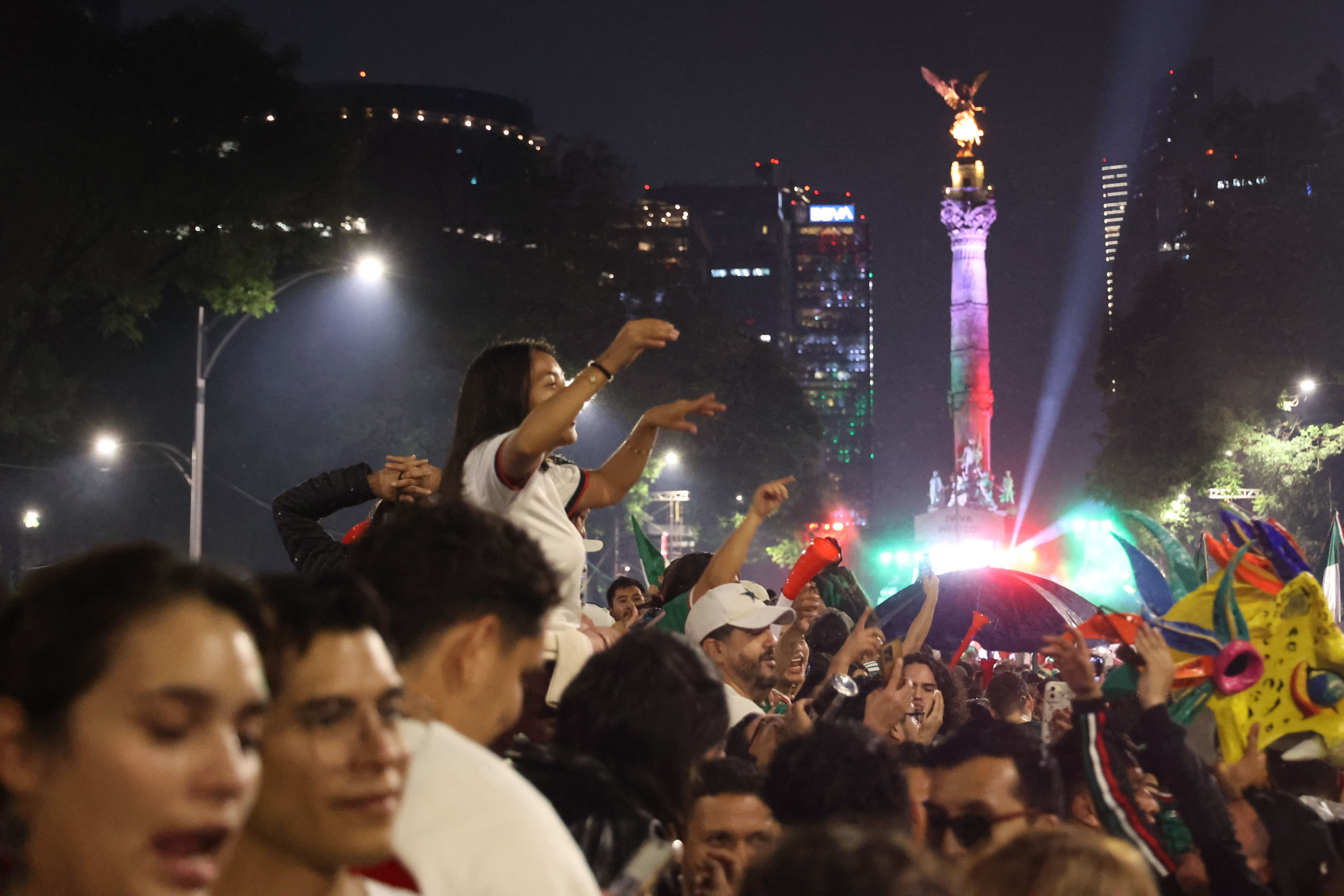 ¿Qué Artistas Estarán en el Ángel de la Independencia Después del Partido México vs Chequia?