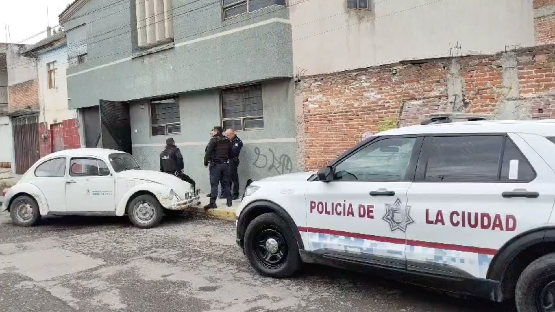 Robo en casa de Puebla genera pánico en sociedad.