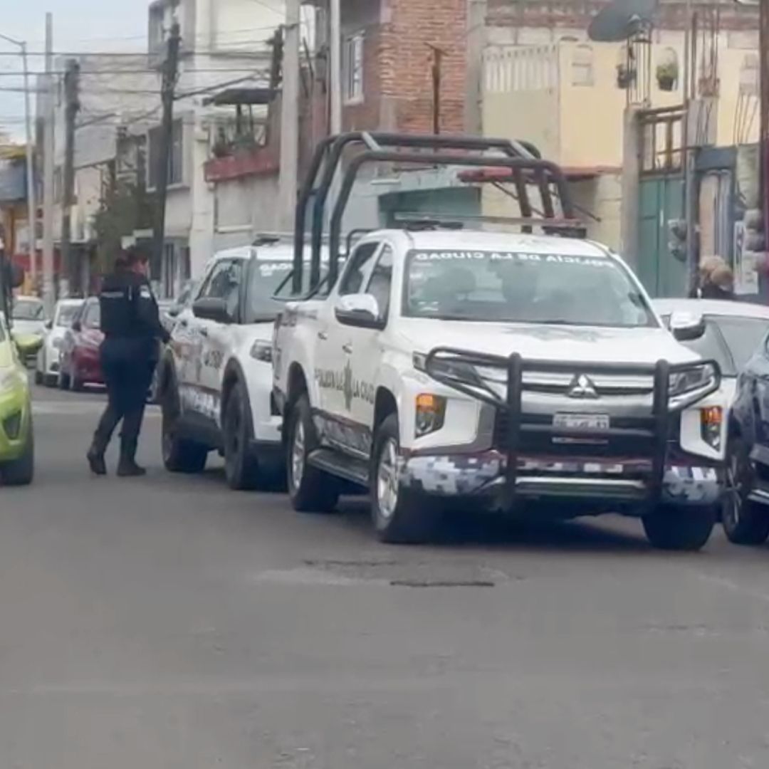 Asalto Comando Armado Escuela Primaria Héroes de la Revolución Puebla Dos Maestras Lesionadas