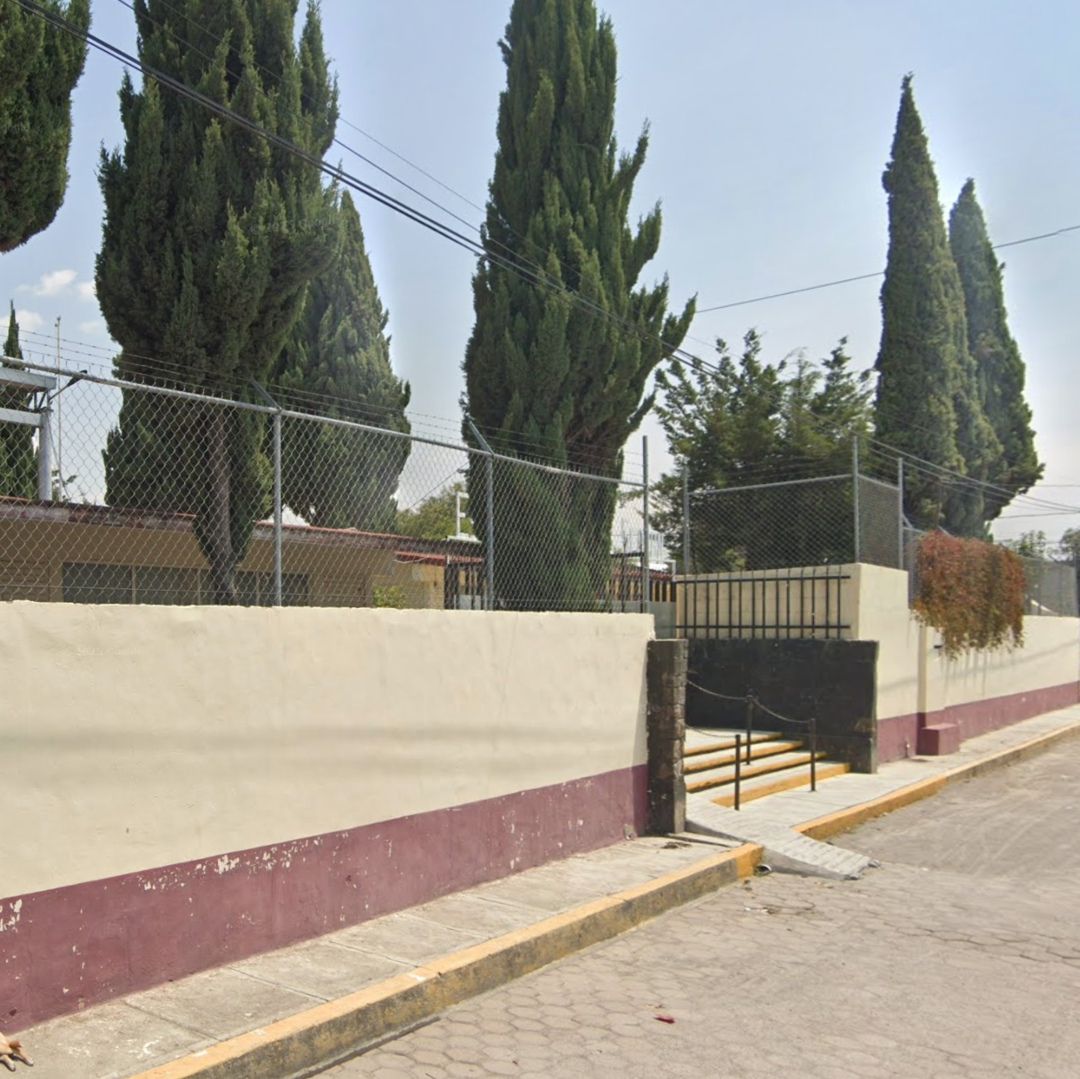 Asalto en la Escuela Primaria Federal Hermanos Serdán en Acajete, Puebla.
