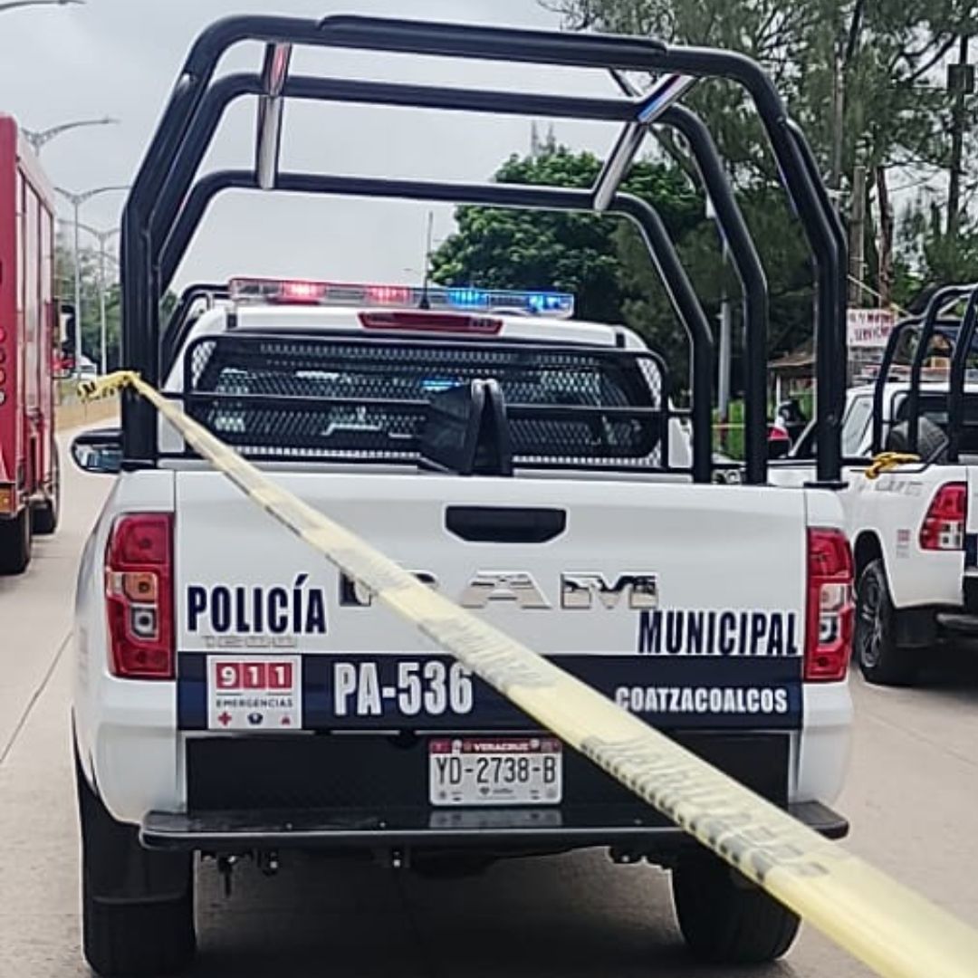 Hombre es Asesinado a Disparos Sobre la Carretera Costera del Golfo en Veracruz