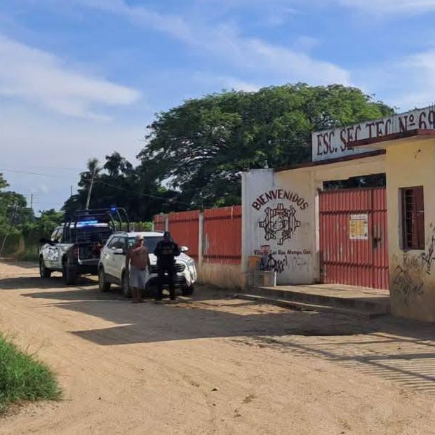 El ataque armado ocurrió al interior de la escuela ubicada en San Blas Atempa