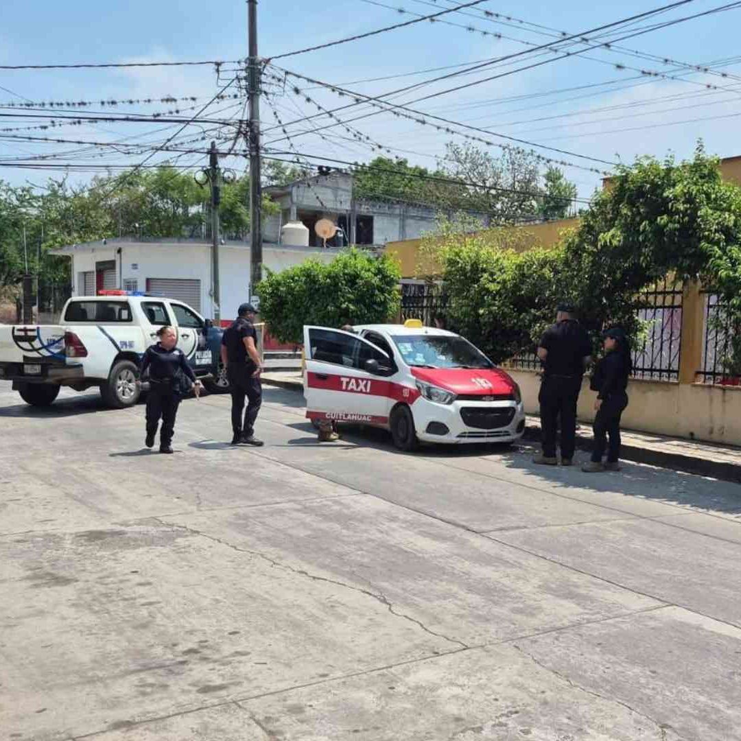 Taxista es Asesinado a Disparos en su Unidad en Cuitláhuac, Veracruz