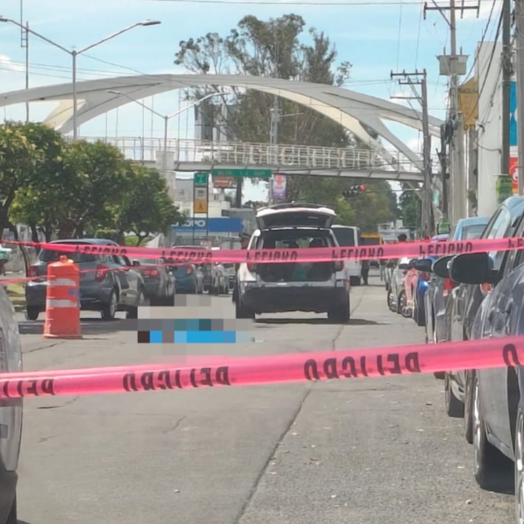 Muere hombre atropellado en el Boulevard Mártires del 2 de Octubre.