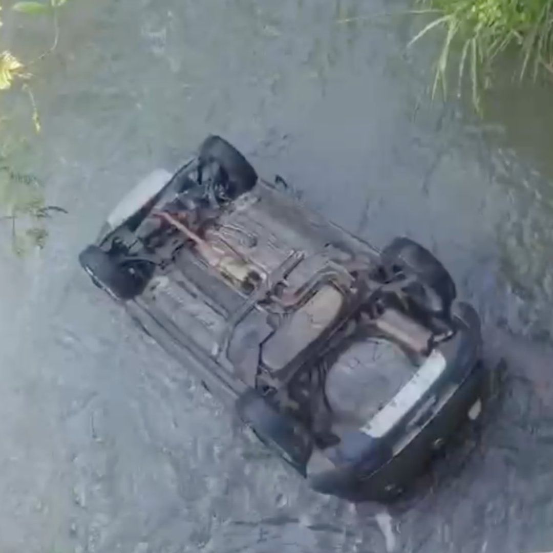 Hombre Muere tras Caer en su Auto al Río en Ixtaczoquitlán, Veracruz