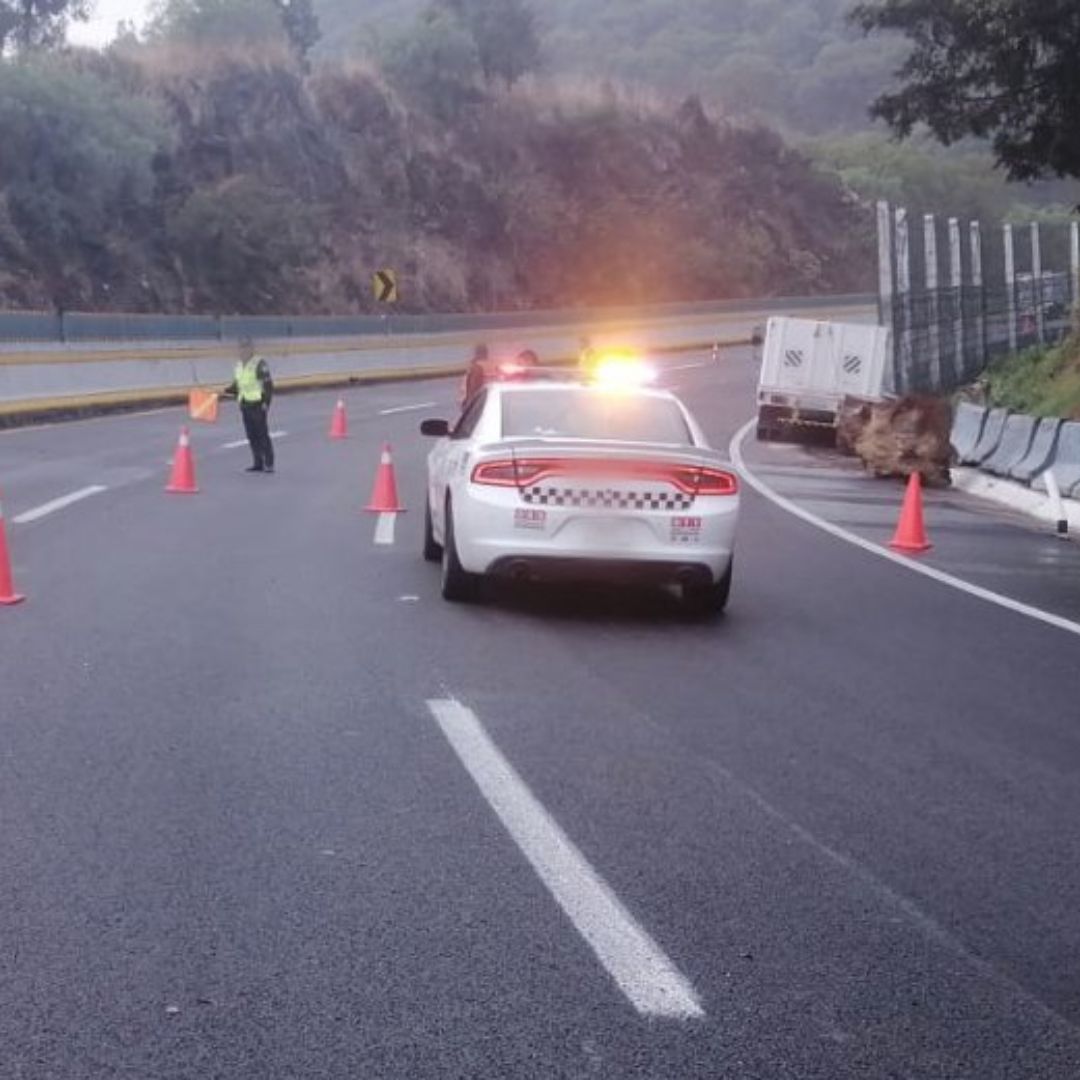 Reducción de carriles en la Autopista México-Cuernavaca.