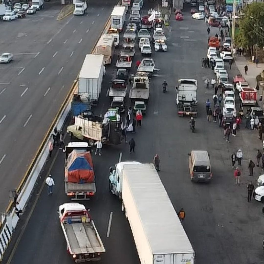 Cierre a la circulación en el km 43 de la autopista México-Querétaro