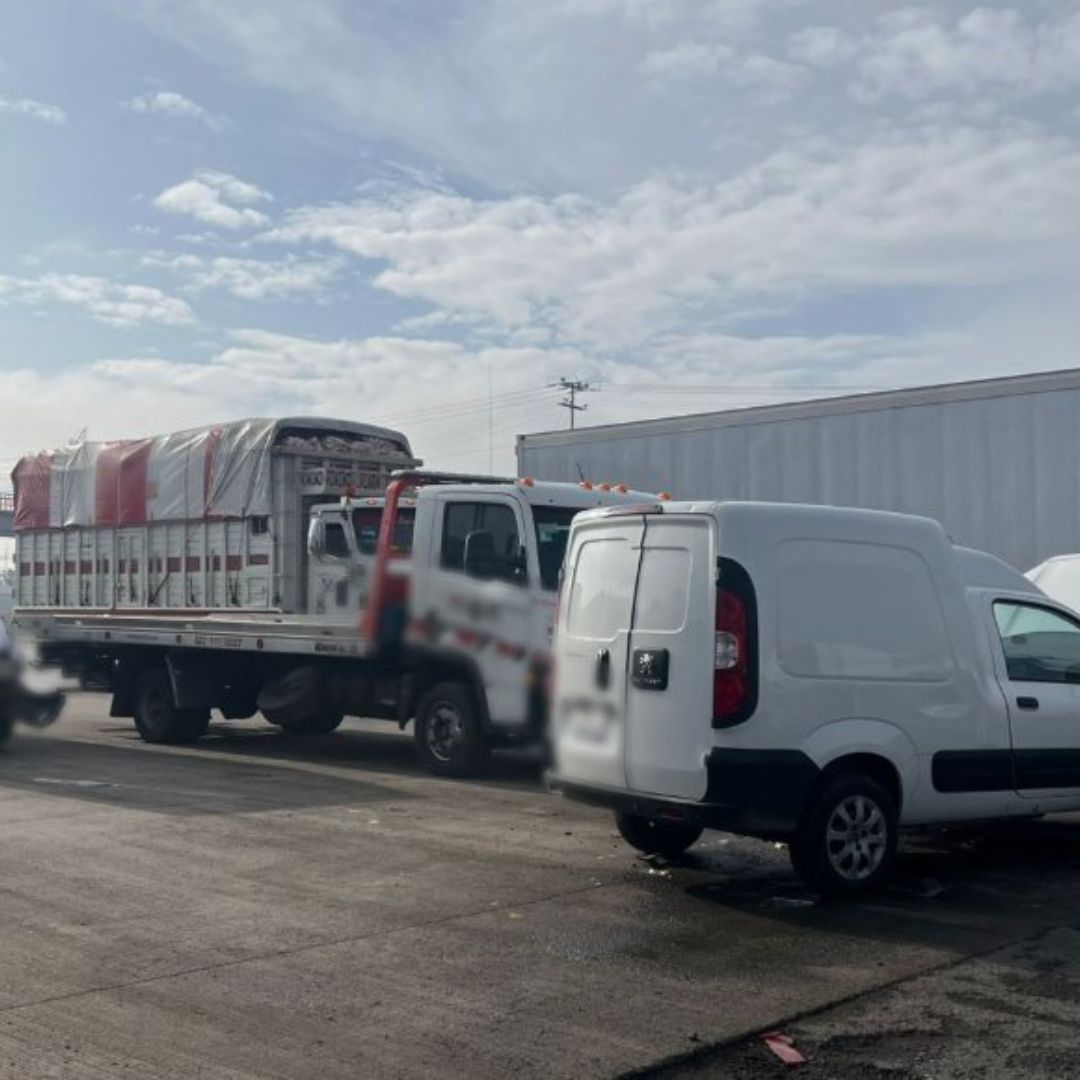 Accidente vial cerca del km 191 de la carretera México-Querétaro, con dirección a Querétaro