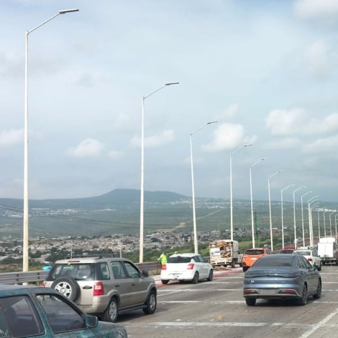 Accidente en el km 157 de la autopista México-Querétaro