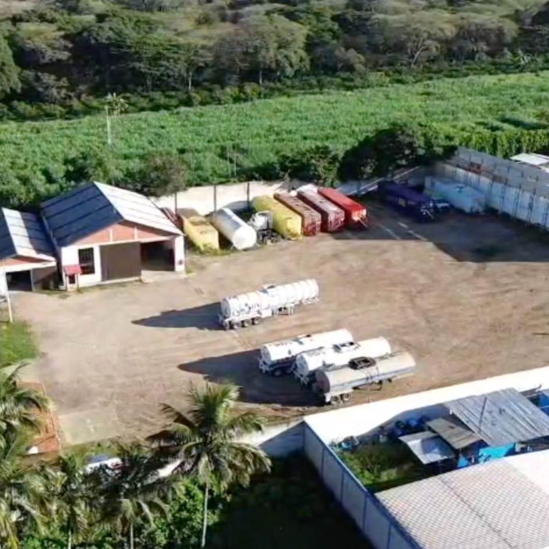 Autoridades aseguran predio en Coatepec se presume manejo ilícito de combustible