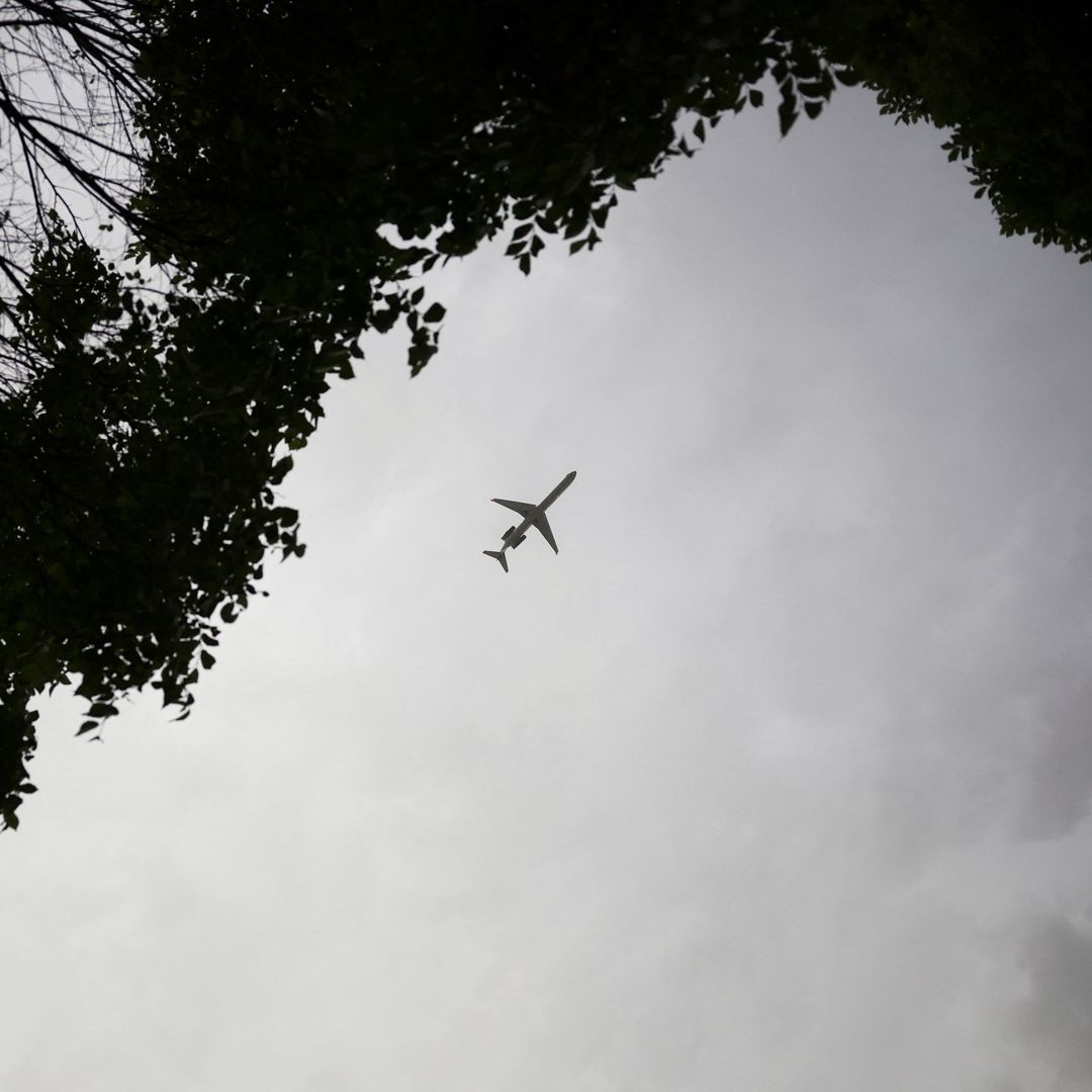 Avión en pleno vuelo