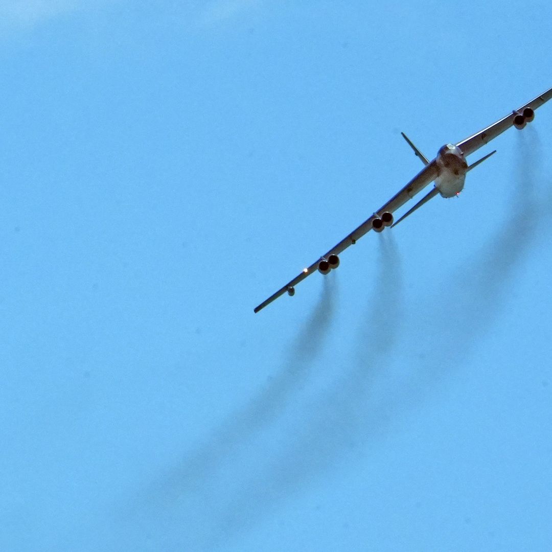 Avión bombardero B-52