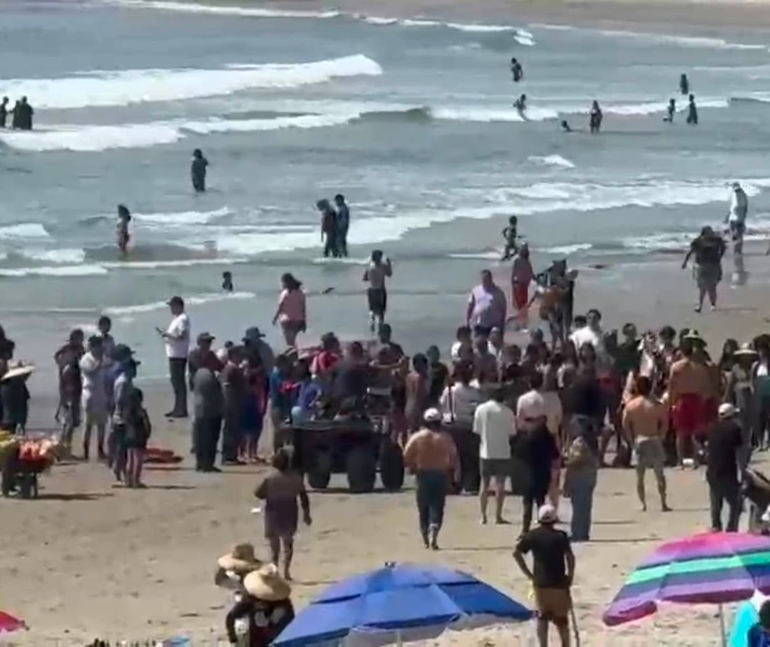 Joven de 24 Años Fallece Tras Ser Rescatado del Mar en Playa Hermosa, Ensenada
