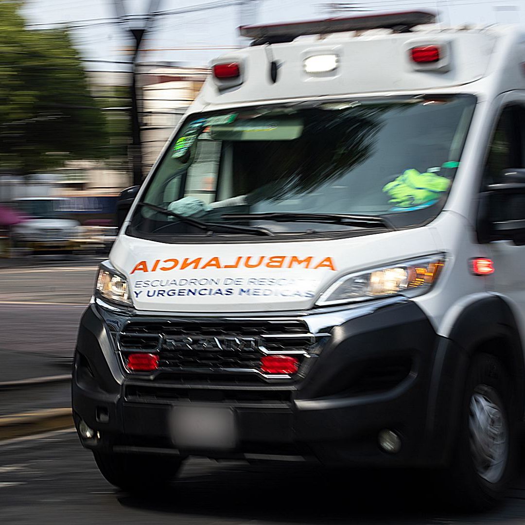 Ambulancia del ERUM en calles de la Ciudad de México (CDMX). Foto: N+
