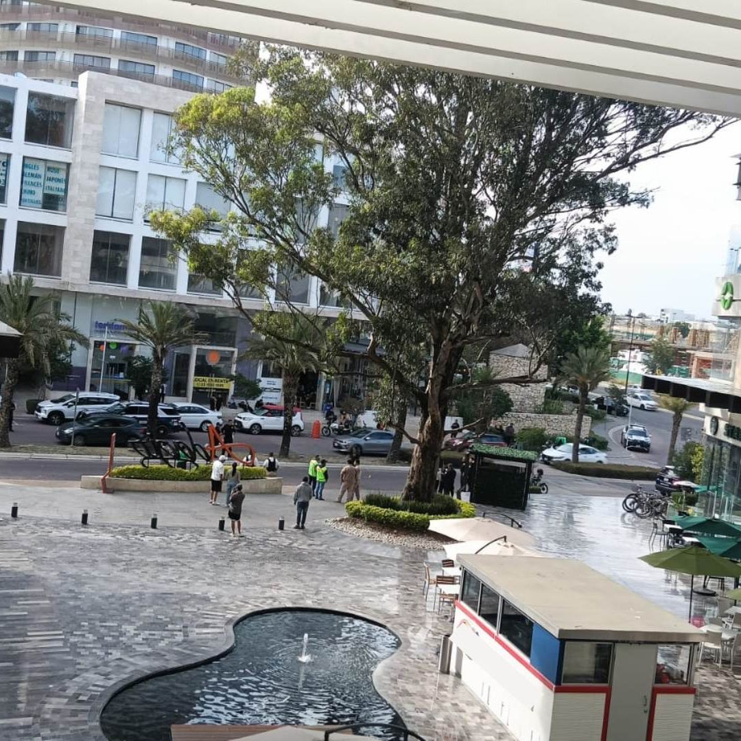 Balacera Plaza Adagio Sonata Lomas de Angelópolis San Andrés Cholula Puebla