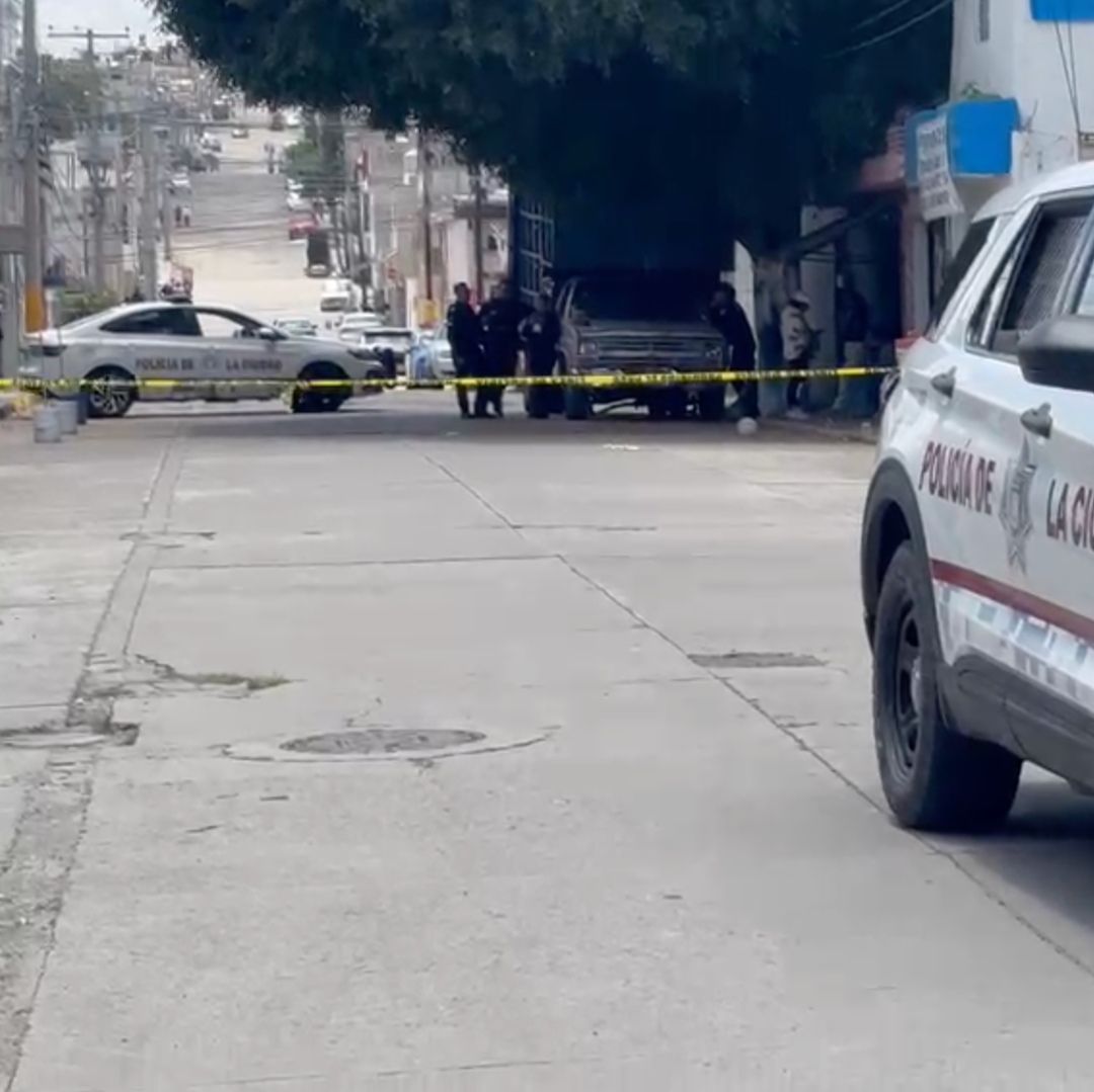 Ataque armado deja dos heridos en Puebla.