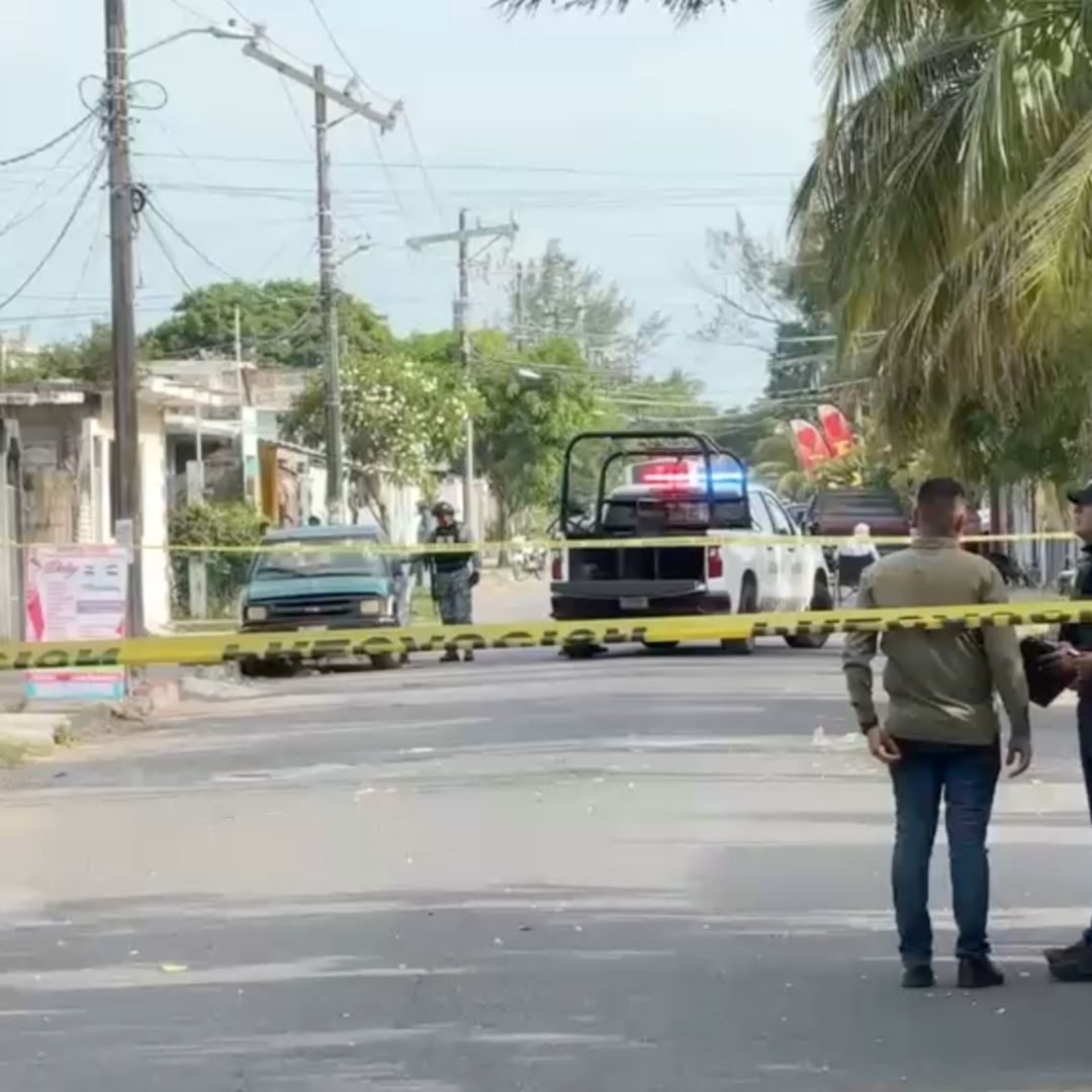 Disparan a Hombre Mientras Cortaba las Ramas de un Árbol en una Colonia de Veracruz
