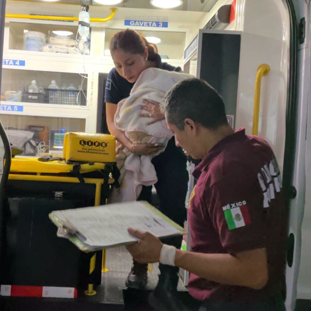 Rescatan a bebé recién nacido abandonado en Tehuacán.