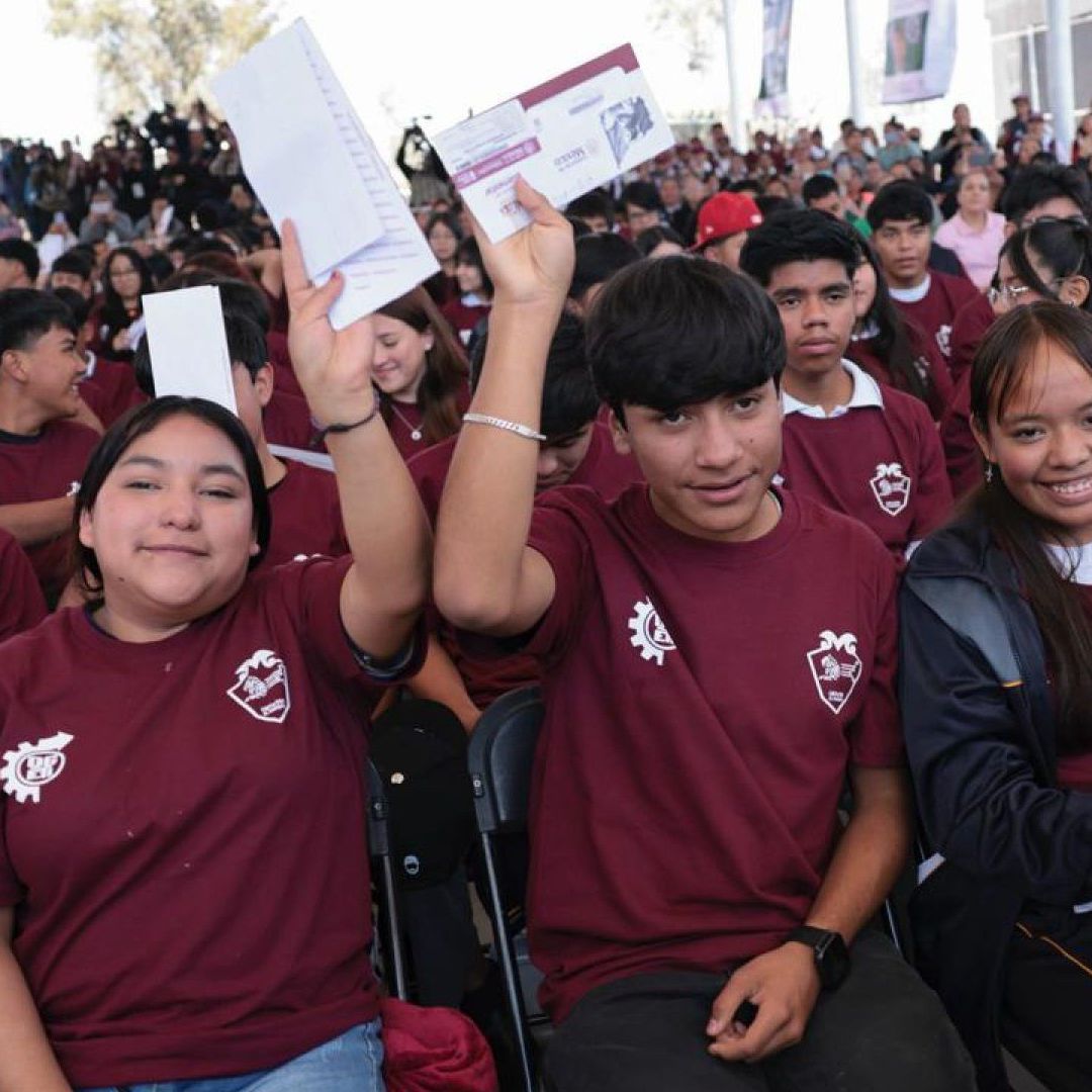 Consulta la lista de Becas de Preparatoria 2026