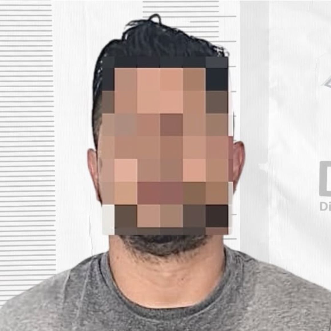 Detienen a Hombre por Presunta Usurpación de Funciones en Ensenada; Cobró Trámite Municipal