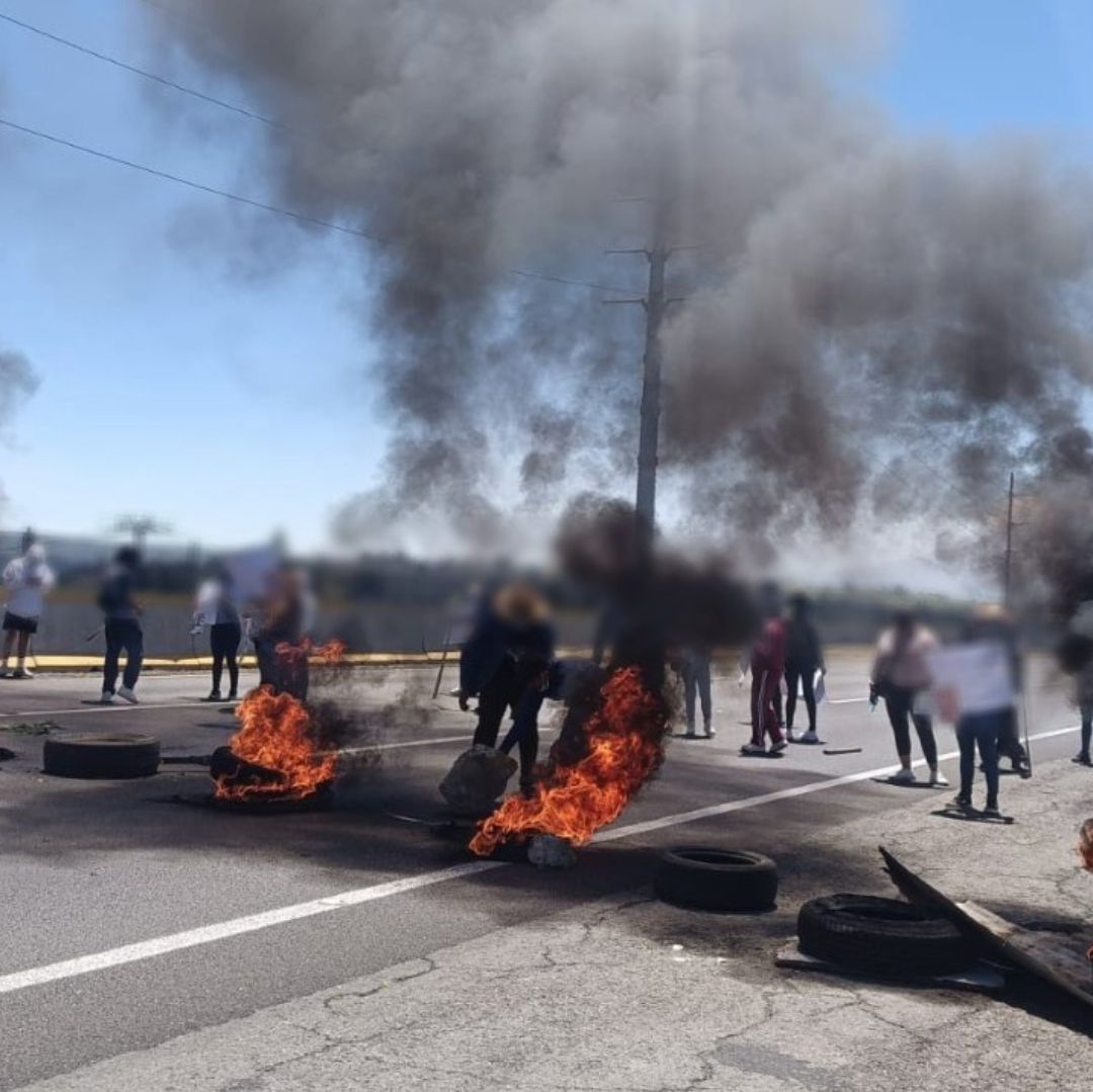 Cerrada la autopista México-Puebla.