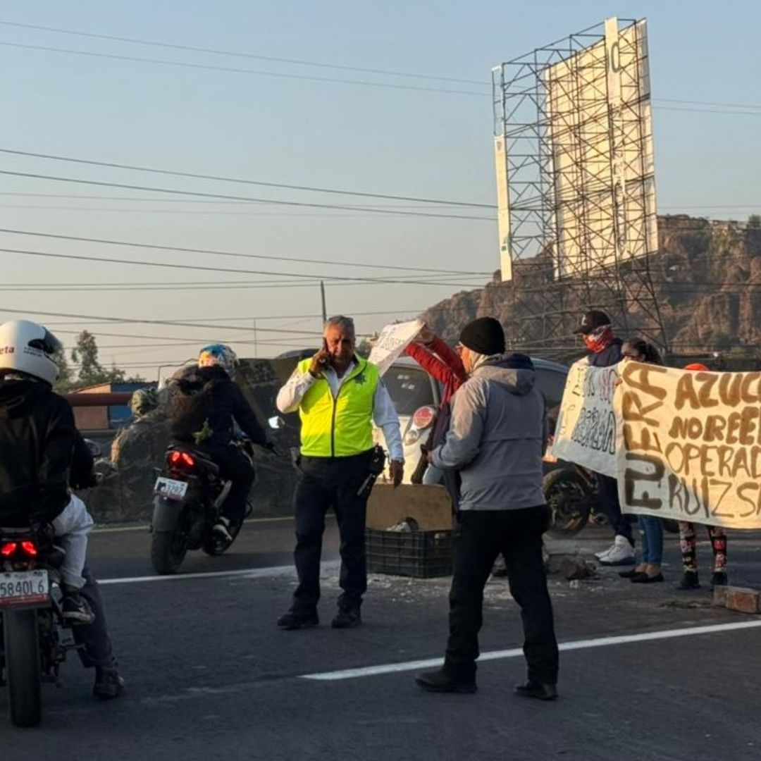 Así está la zona del bloqueo en la México-Pachuca.