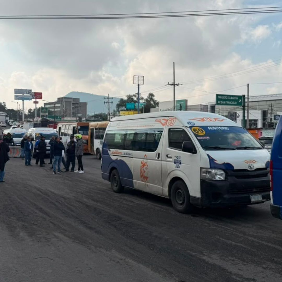 Así está la México-Puebla por el bloqueo de transportistas. Foto: N+