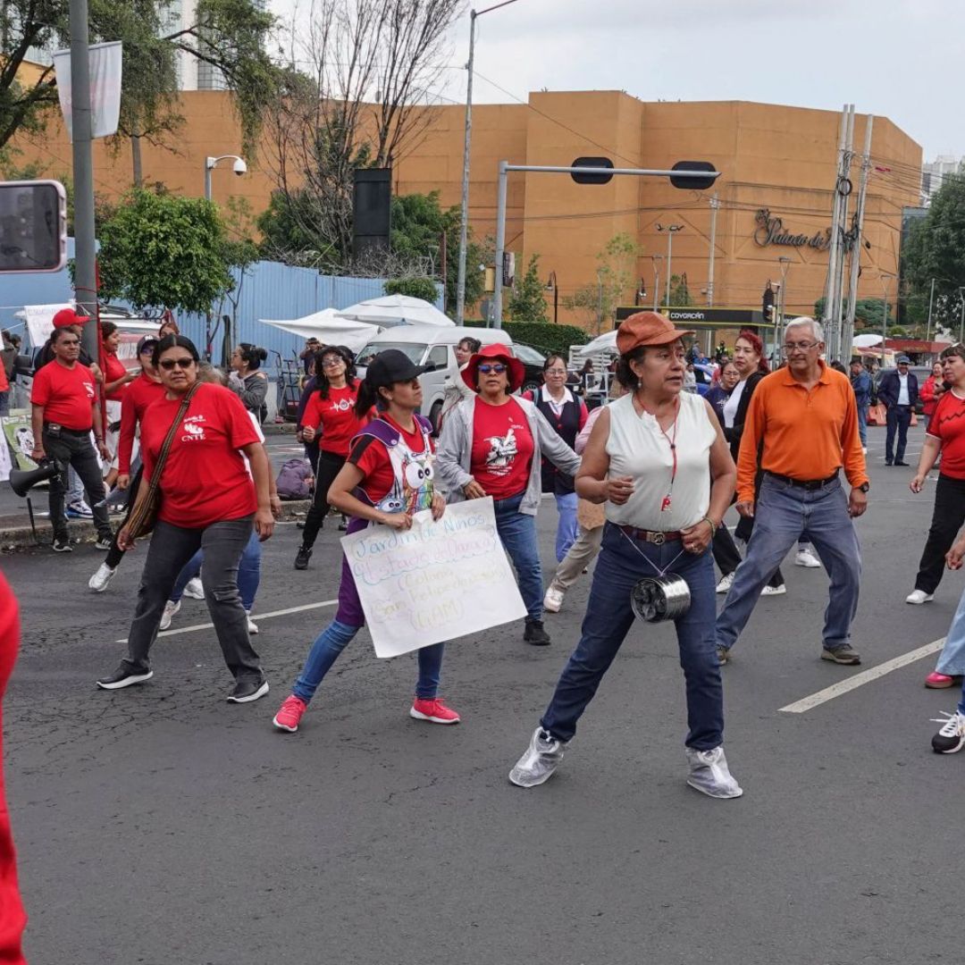 Bloqueo en avenida Universidad en la Ciudad de México.