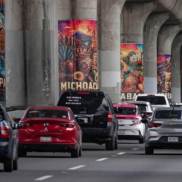 Vehículos circulan por la Autopista México-Cuernavaca