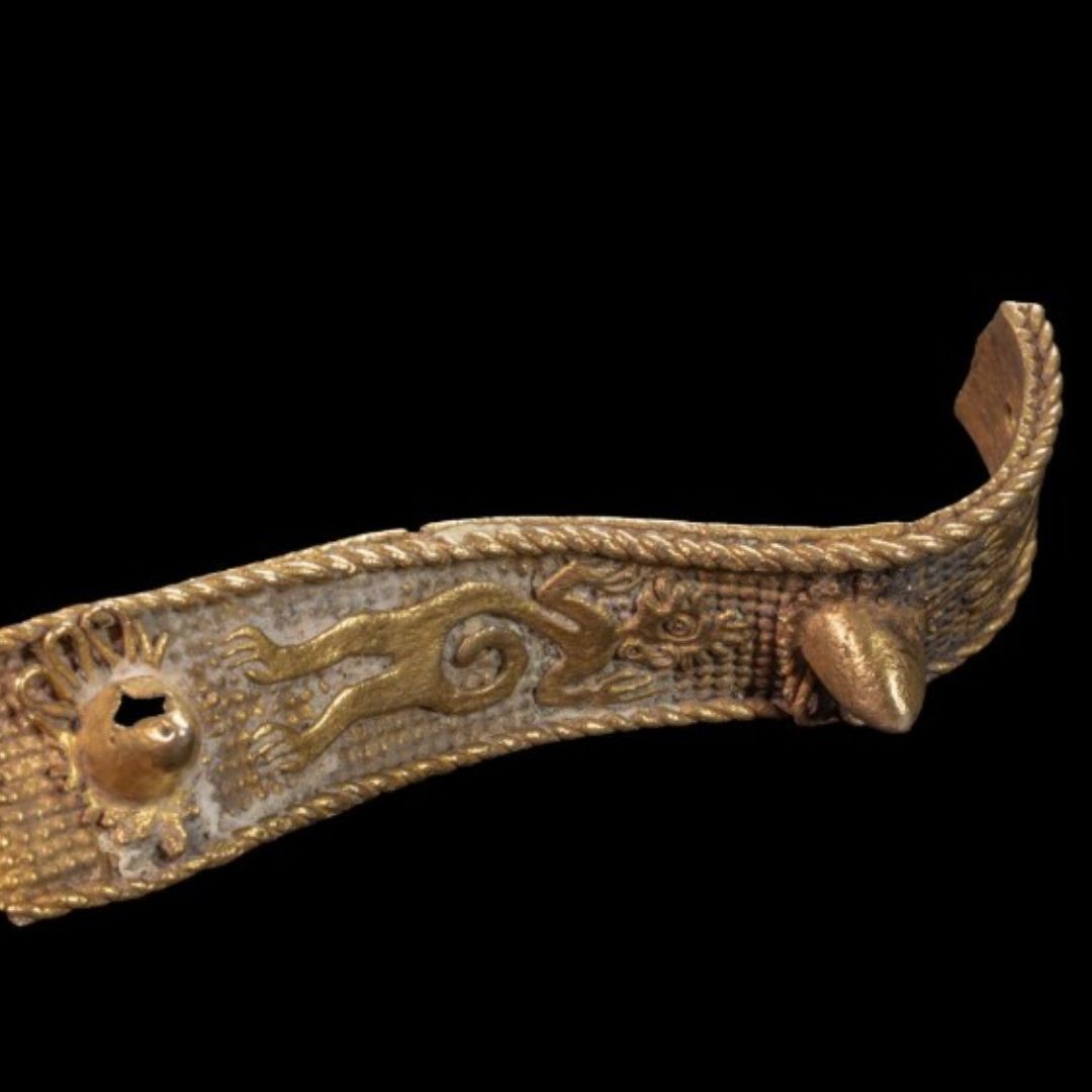 El brazalete pertenece a la colección de orfebrería prehispánica conocida como las “Joyas del pescador”
