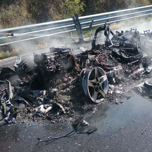 Incendio en la autopista México-Puebla con dirección a la CDMX.