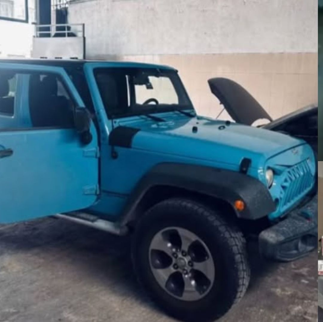 Roban camioneta a punta de pistola en Lomas de Angelópolis, Puebla.